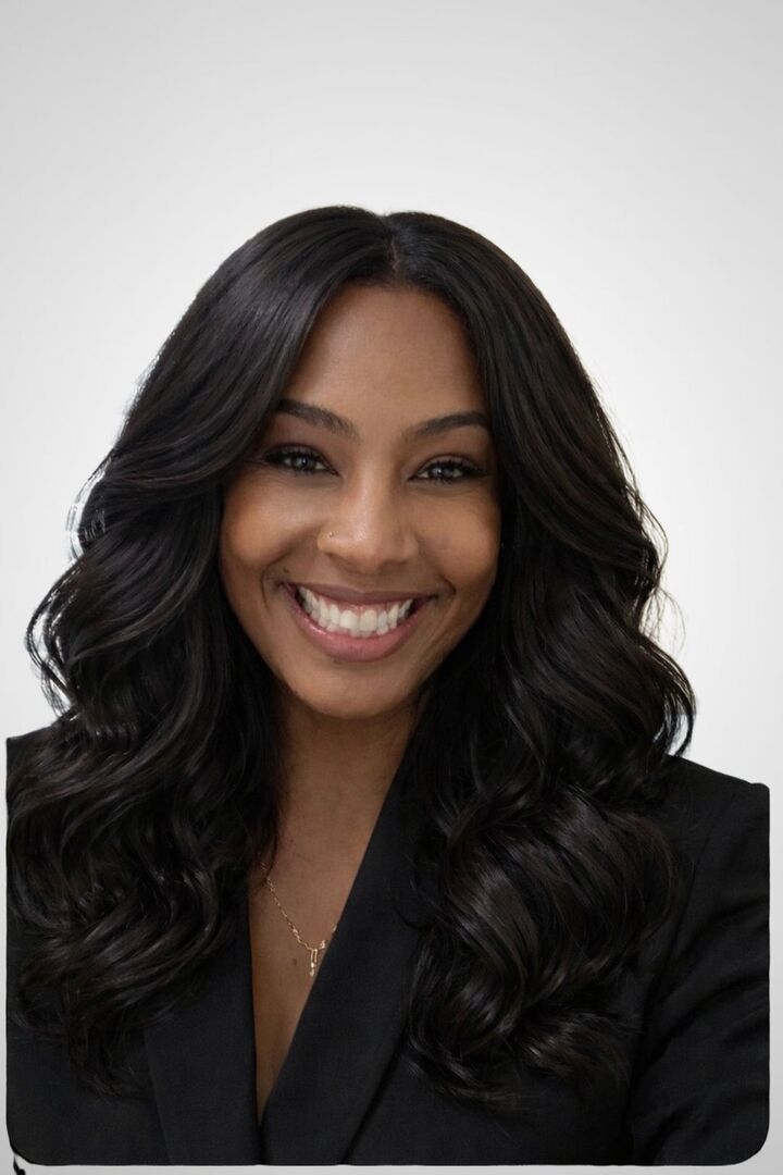 Aisha Brown, Real Estate Salesperson in Apollo Beach, Beggins Enterprises