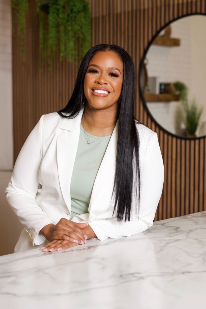 LaCandace Steele,  in Columbus, Kennon & Parker