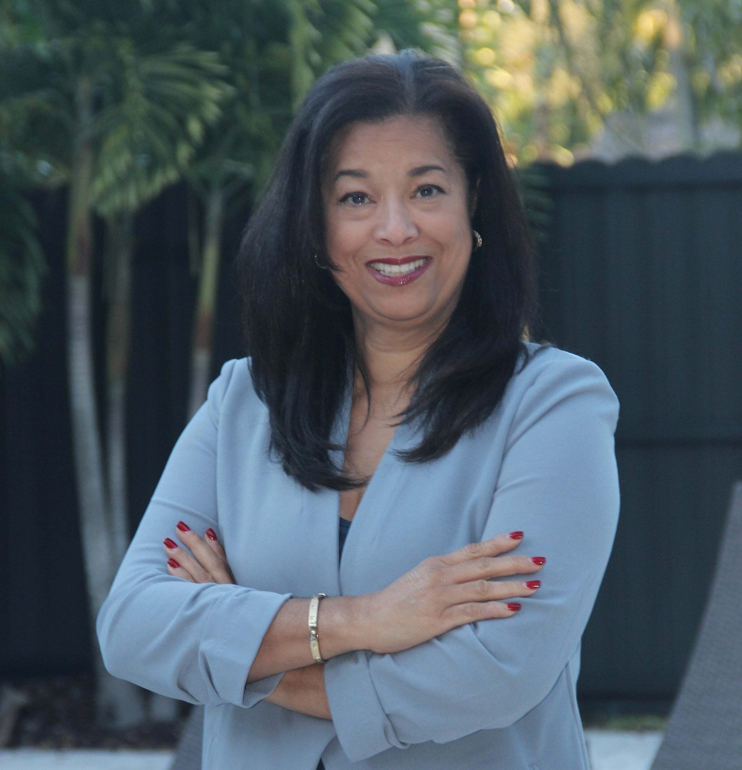 Marta La Marca, Real Estate Salesperson in Miami, World Connection