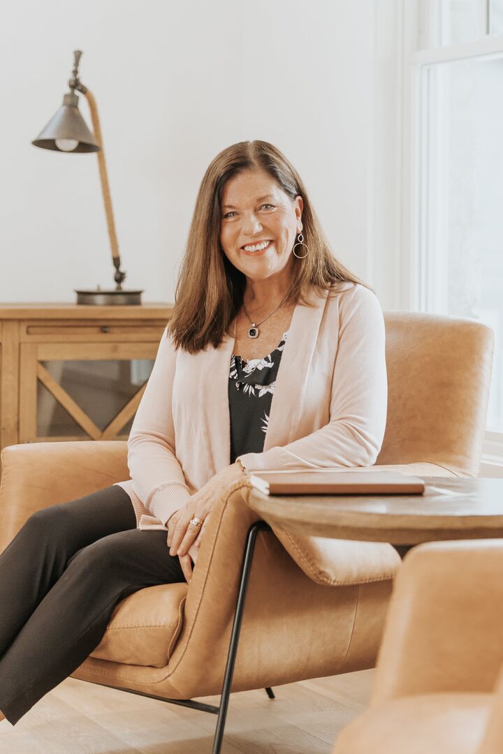 Jeanne Morton, Real Estate Broker in Carmel, Scheetz