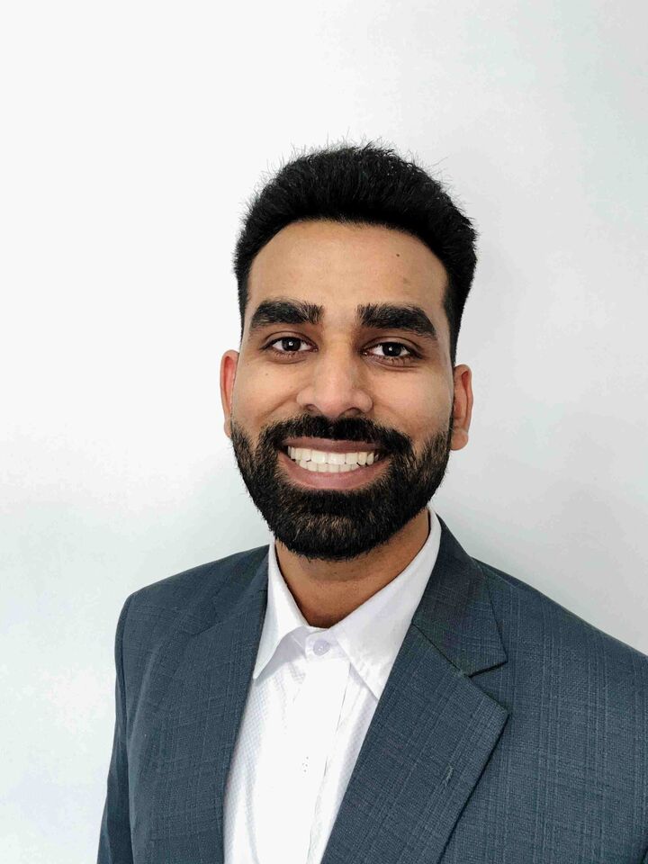 Aman  Singh ,  in Kitchener, Coldwell Banker Peter Benninger Realty, Brokerage