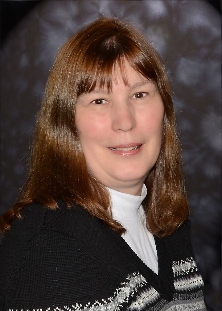 Mary Johnson, Real Estate Salesperson in Fremont, Schmidt Realtors