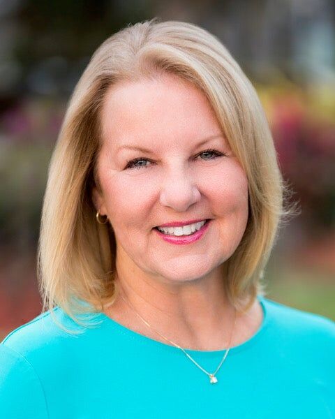 Christine Smith, Real Estate Salesperson in Beverly Hills, ERA American Suncoast