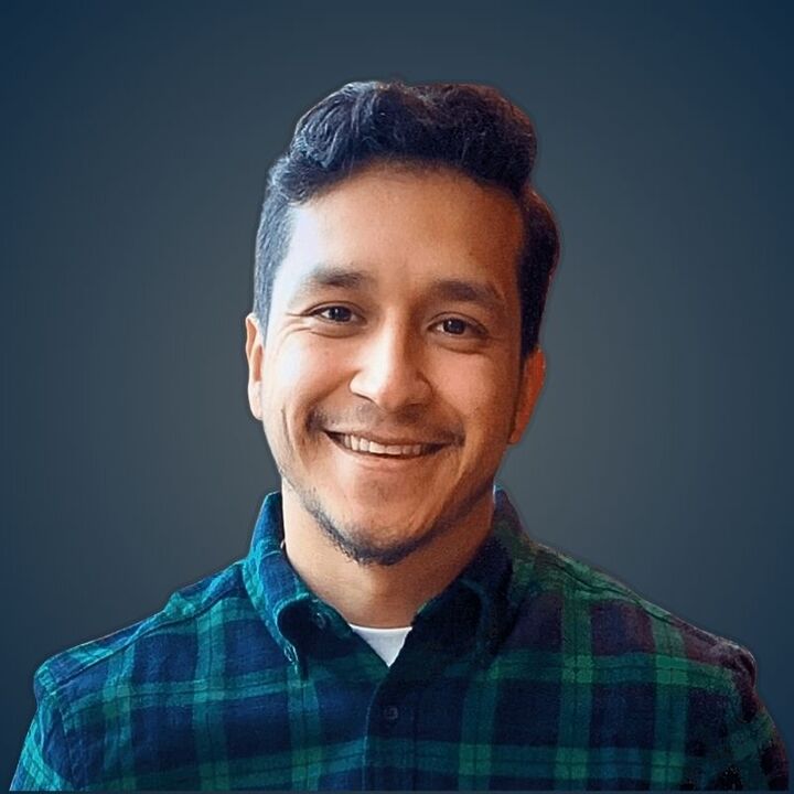 Danny Salas,  in Wenatchee, Windermere