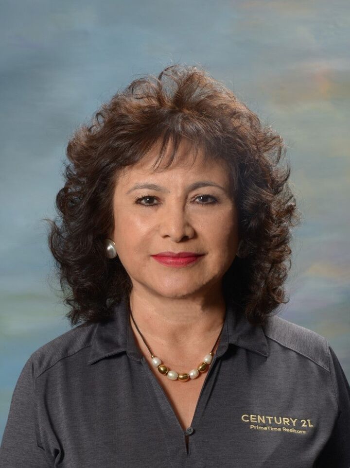 Gloria Torres, Real Estate Salesperson in Rancho Cucamonga, PrimeTime Realtors