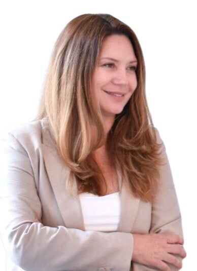 Yda Maria Geldres Briceno, Real Estate Salesperson in Miami, First Service Realty ERA Powered