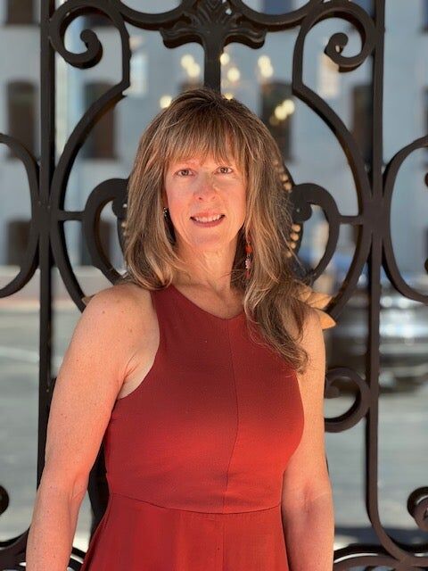 Lisa Miller Buchanan, Real Estate Salesperson in Chattanooga, Pryor Realty, Inc.