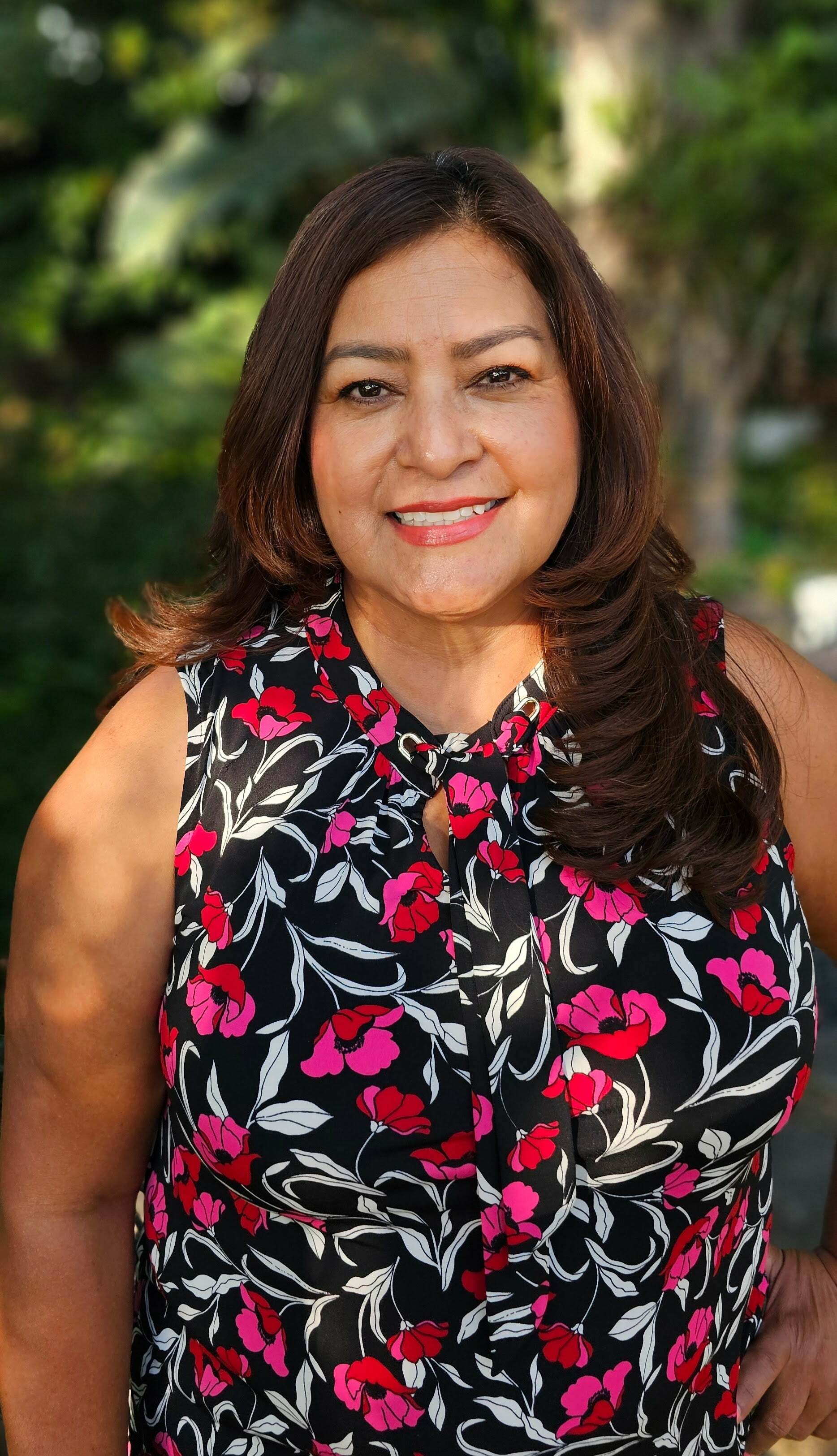 Lupita Ocampo, Real Estate Salesperson in Yucaipa, Kivett-Teeters Associates