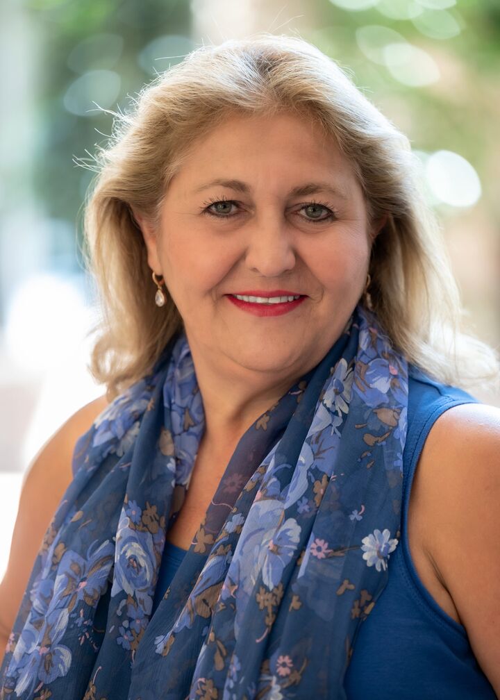 HOMEYRA AMIRTEYMOUR,  in Beverly Hills, Nelson Shelton Real Estate ERA Powered