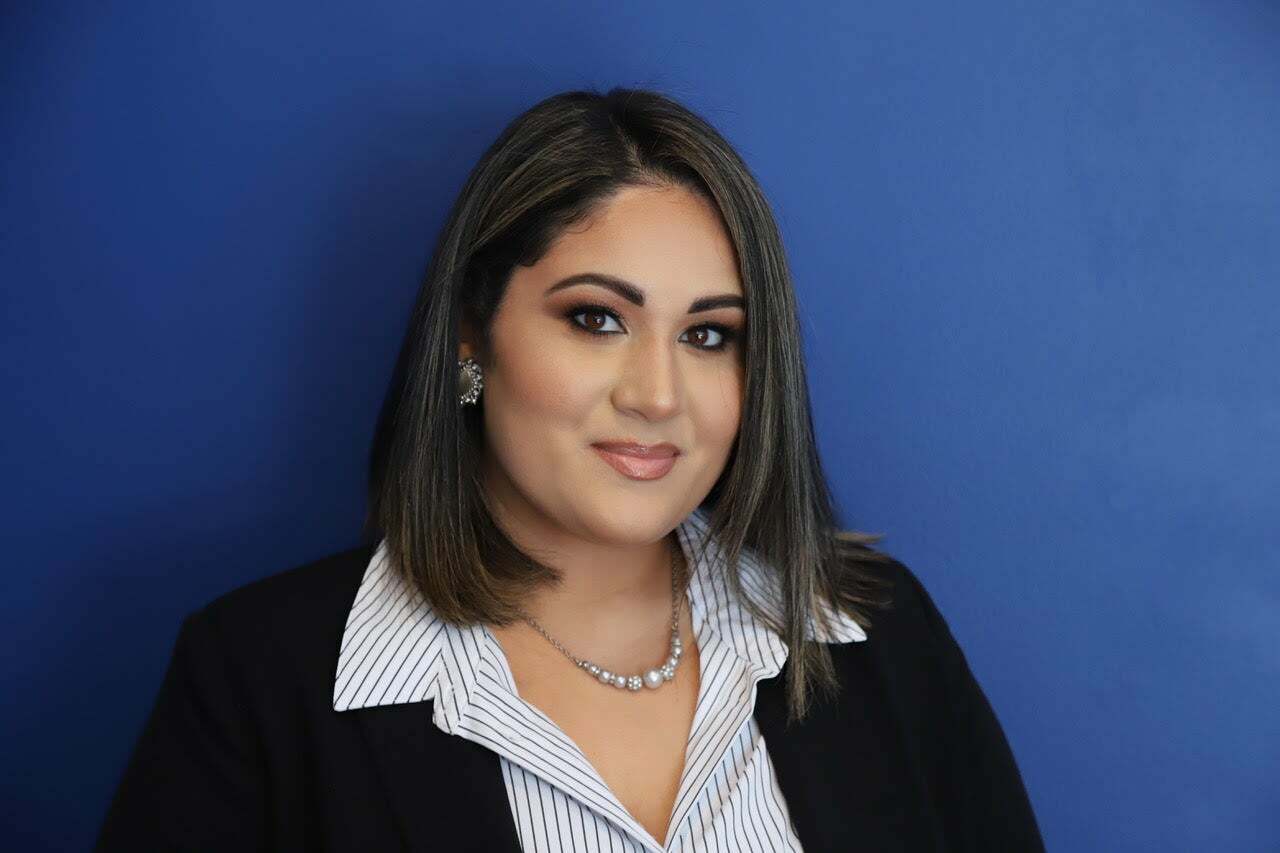 Erika Concepcion,  in Davenport, Richwill Realty