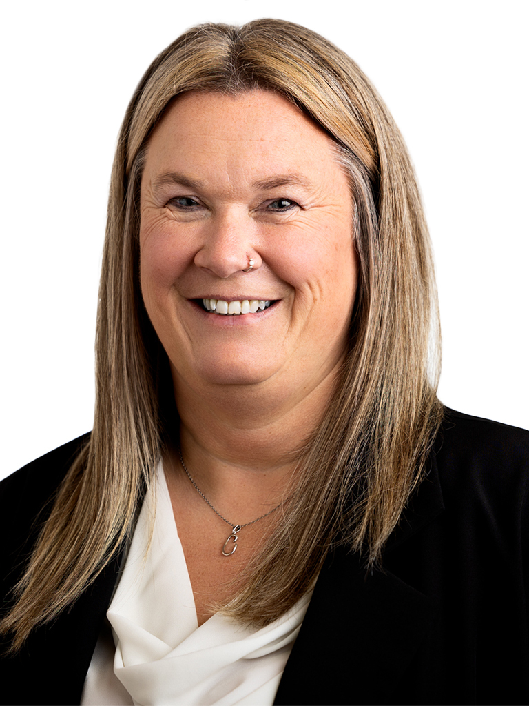 Cara Bryden, Salesperson and Administration in Amherst, Coldwell Banker Performance Realty