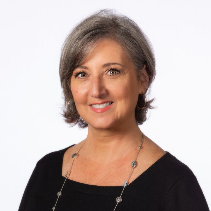 Roseann Flowers, Real Estate Broker in Hickory, Foothills