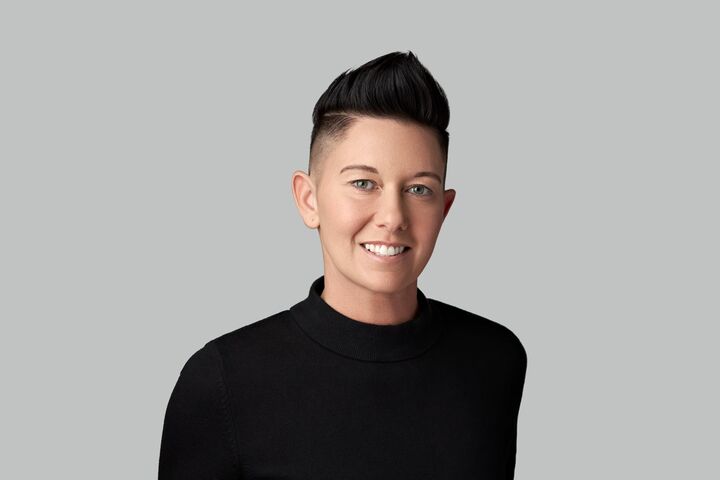 Elisa Hillman, Real Estate Salesperson in Las Vegas, Americana
