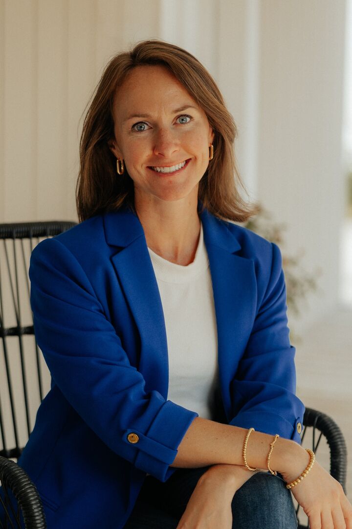Kayli Stumpf, Real Estate Salesperson in Fort Dodge, Associated, Realtors