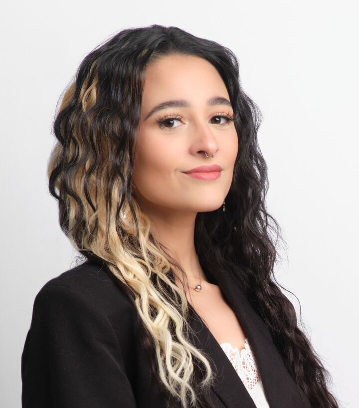 Ambre Rahmani, Real Estate Salesperson in Winchester, Premier