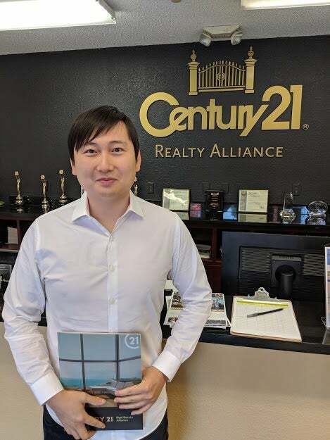 Zhe Chen,  in Oakland, Real Estate Alliance