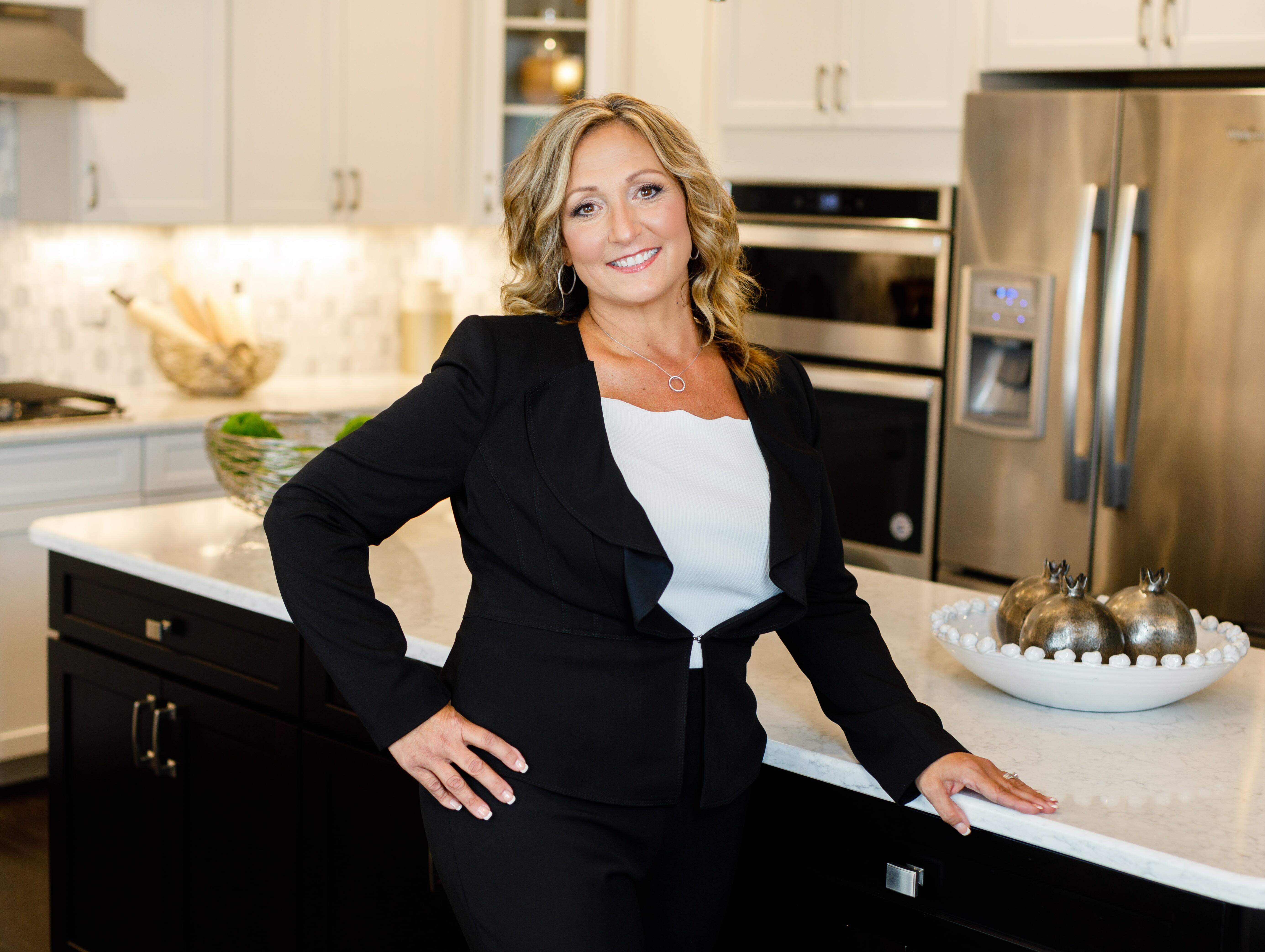 Susie Carone, Real Estate Salesperson in Northville, Curran & Oberski