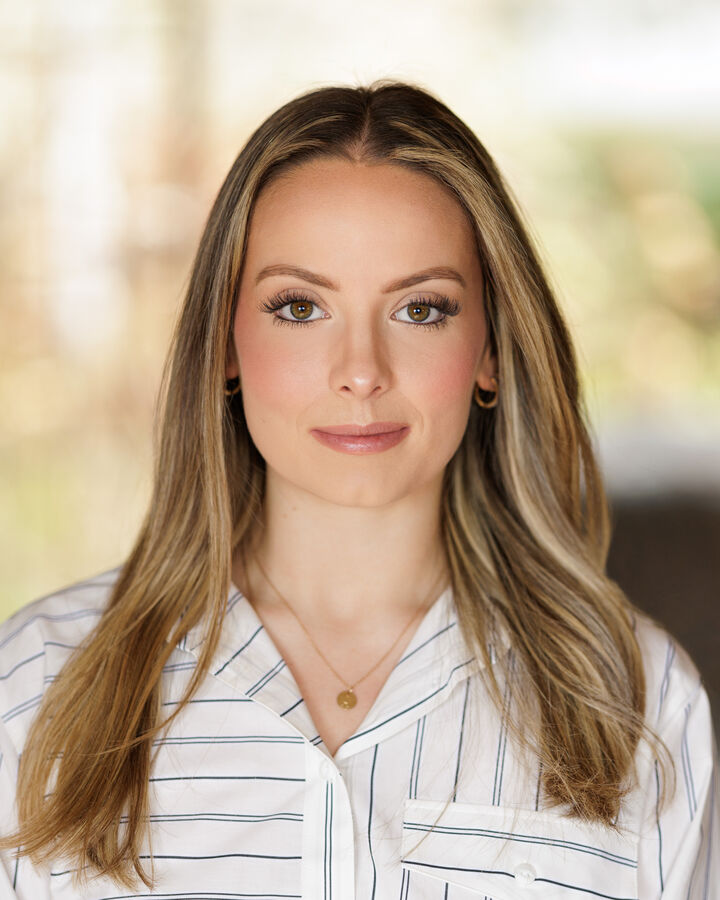 Anais Hval,  in Seattle, Windermere