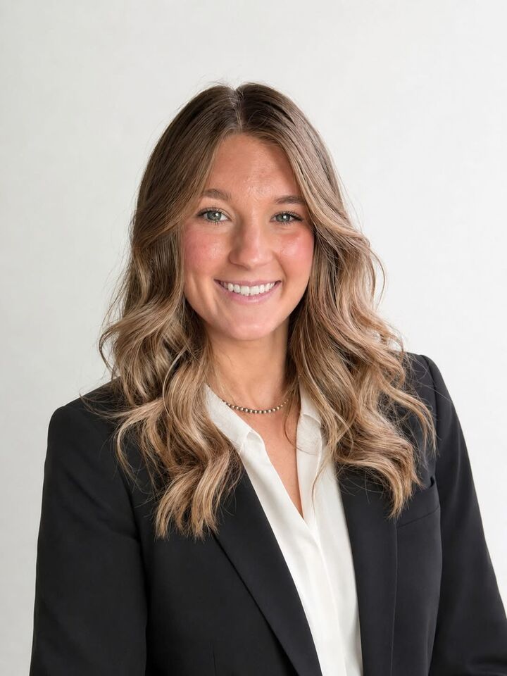 MaryAnn Hicks, Real Estate Salesperson in Lindale, First Group