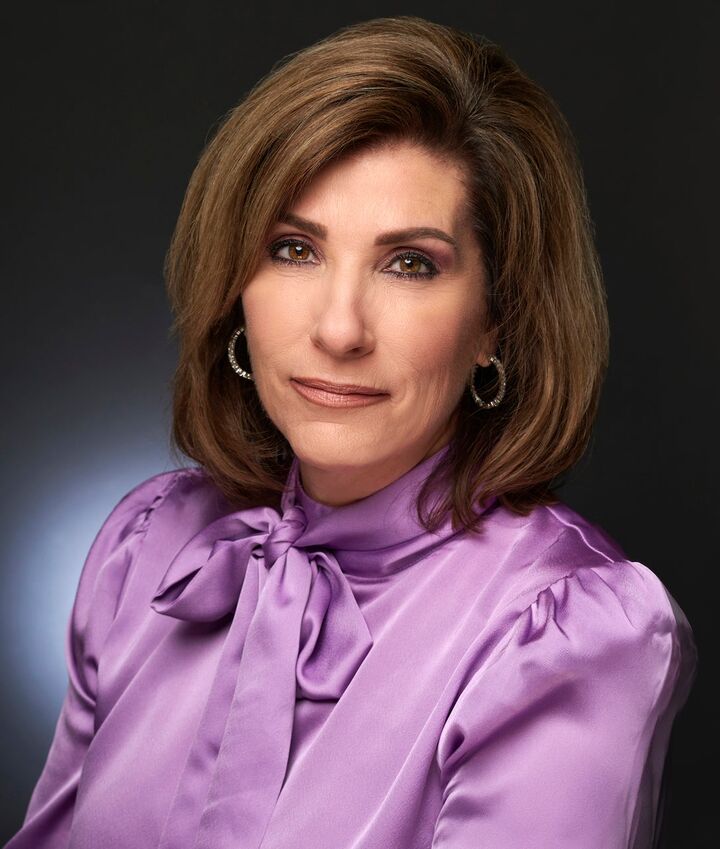 Hollie Hunter Suraci, Associate Real Estate Broker in South Abington Township, ERA One Source Realty