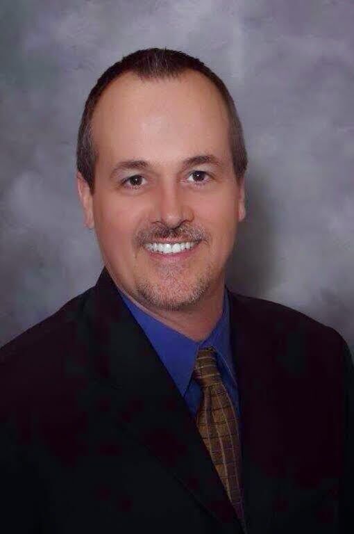 Kenneth Burrell, Real Estate Salesperson in Las Vegas, Americana