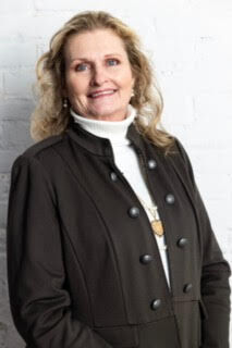 Deanne Pelfrey, Real Estate Salesperson in Zephyrhills, Bill Nye Realty, Inc.