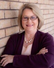 Lyn Landrian, Real Estate Broker in Wichita, Wostal Realty