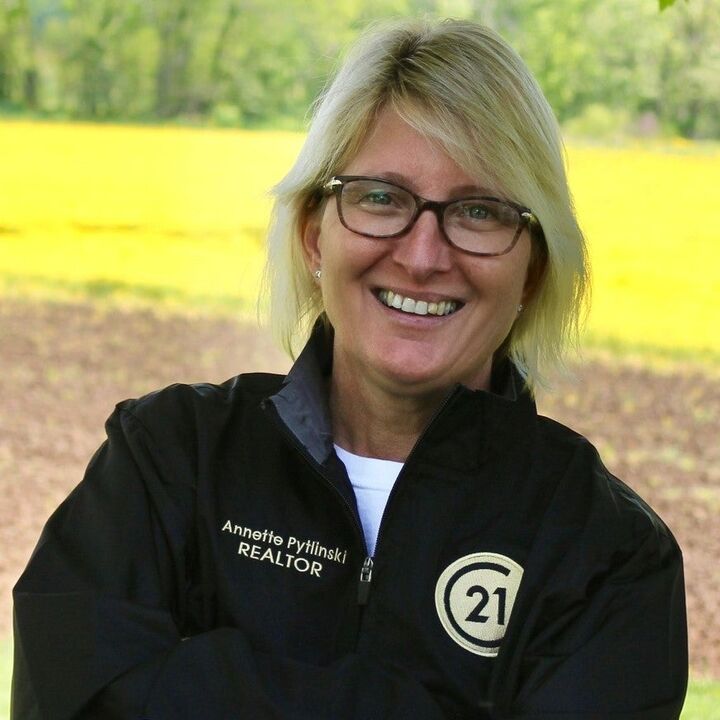 Annette Pytlinski, Real Estate Broker in Mount Vernon, All Pro Real Estate