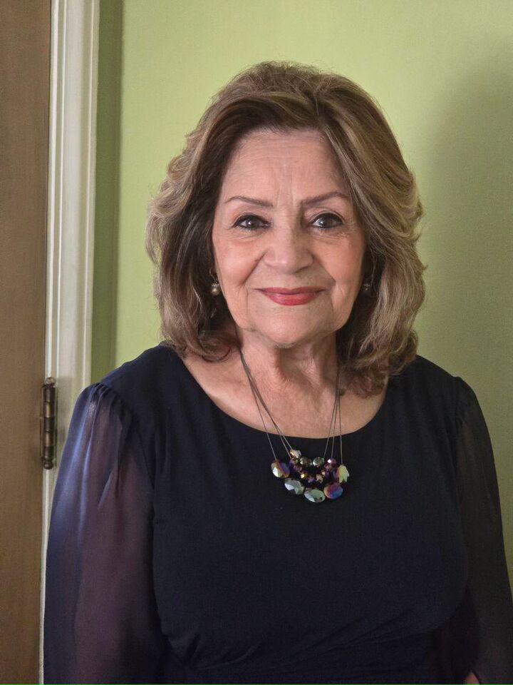 Maria DeKelaita,  in Lincolnwood, Circle