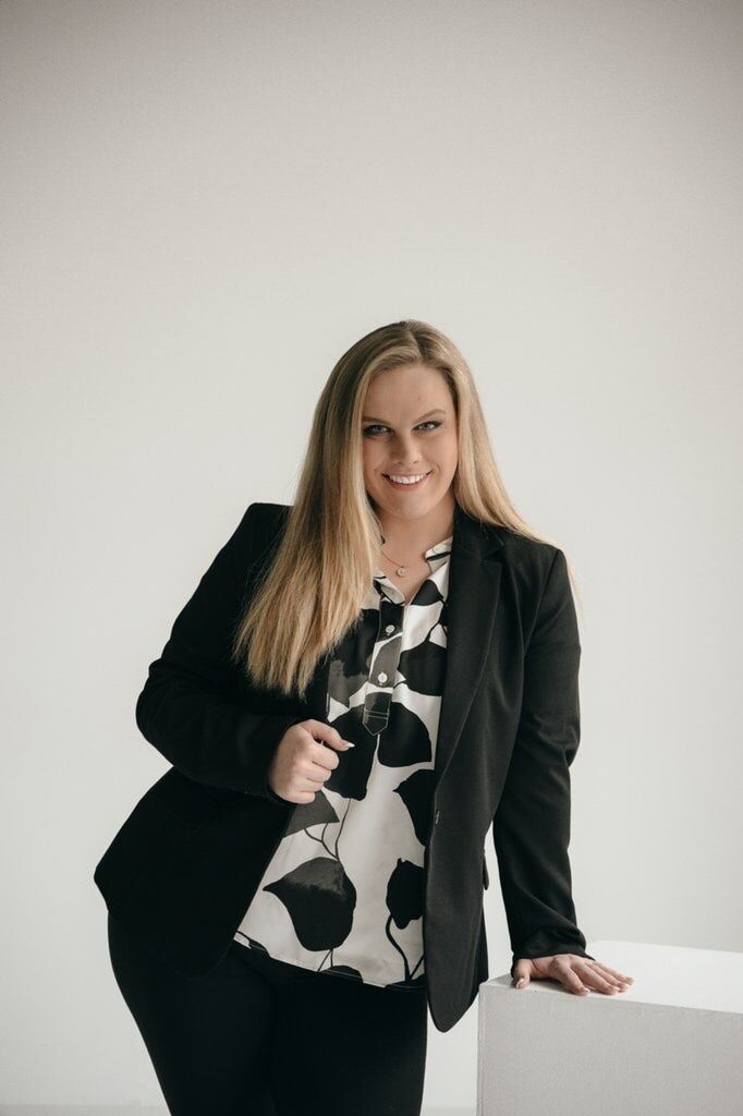 Lauren Waters, Real Estate Salesperson in Pearland, Tevas