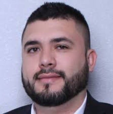 Juan Aguirre, Real Estate Salesperson in Henderson, Americana