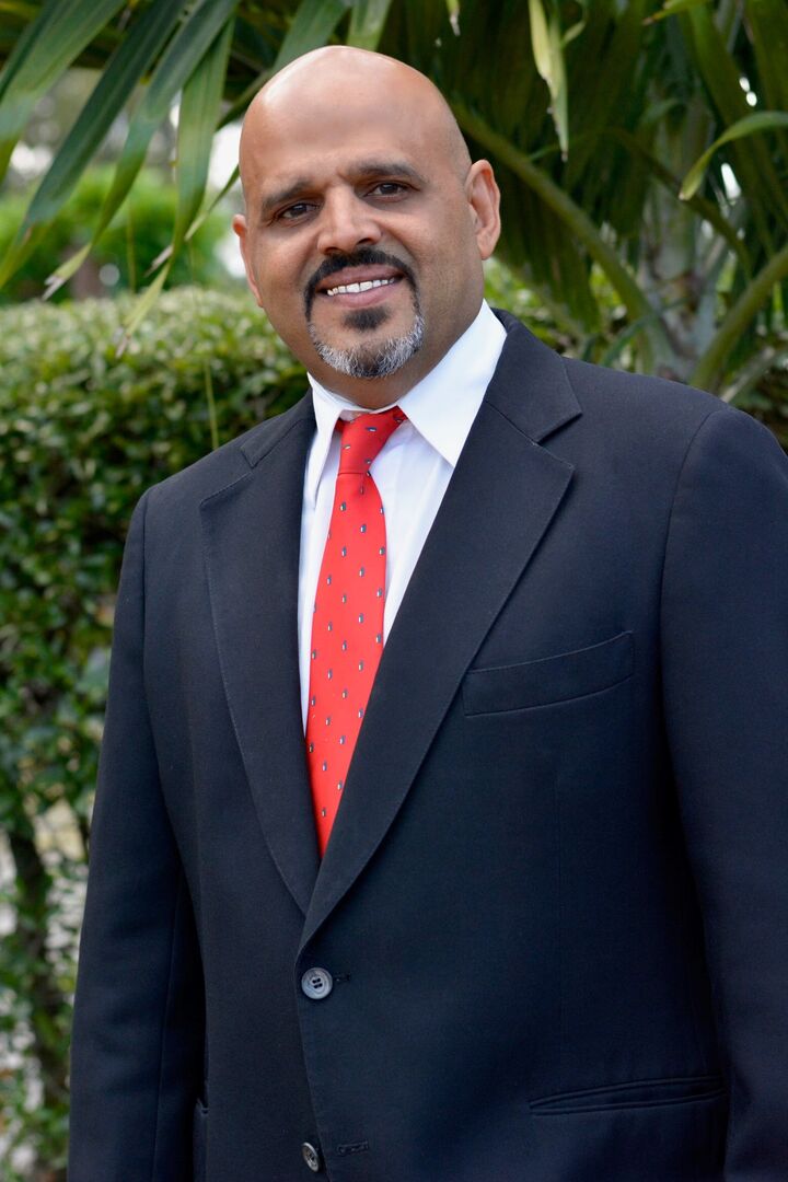 Manuel Fernando Perez, Real Estate Salesperson in Miami, First Service Realty ERA Powered