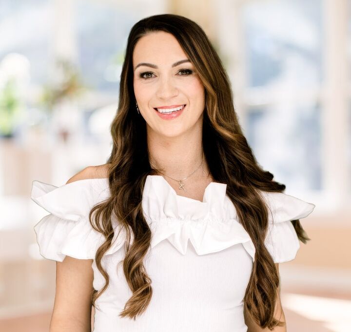 Ashley Huntington, REALTOR® in Fleming Island, Vanguard Realty