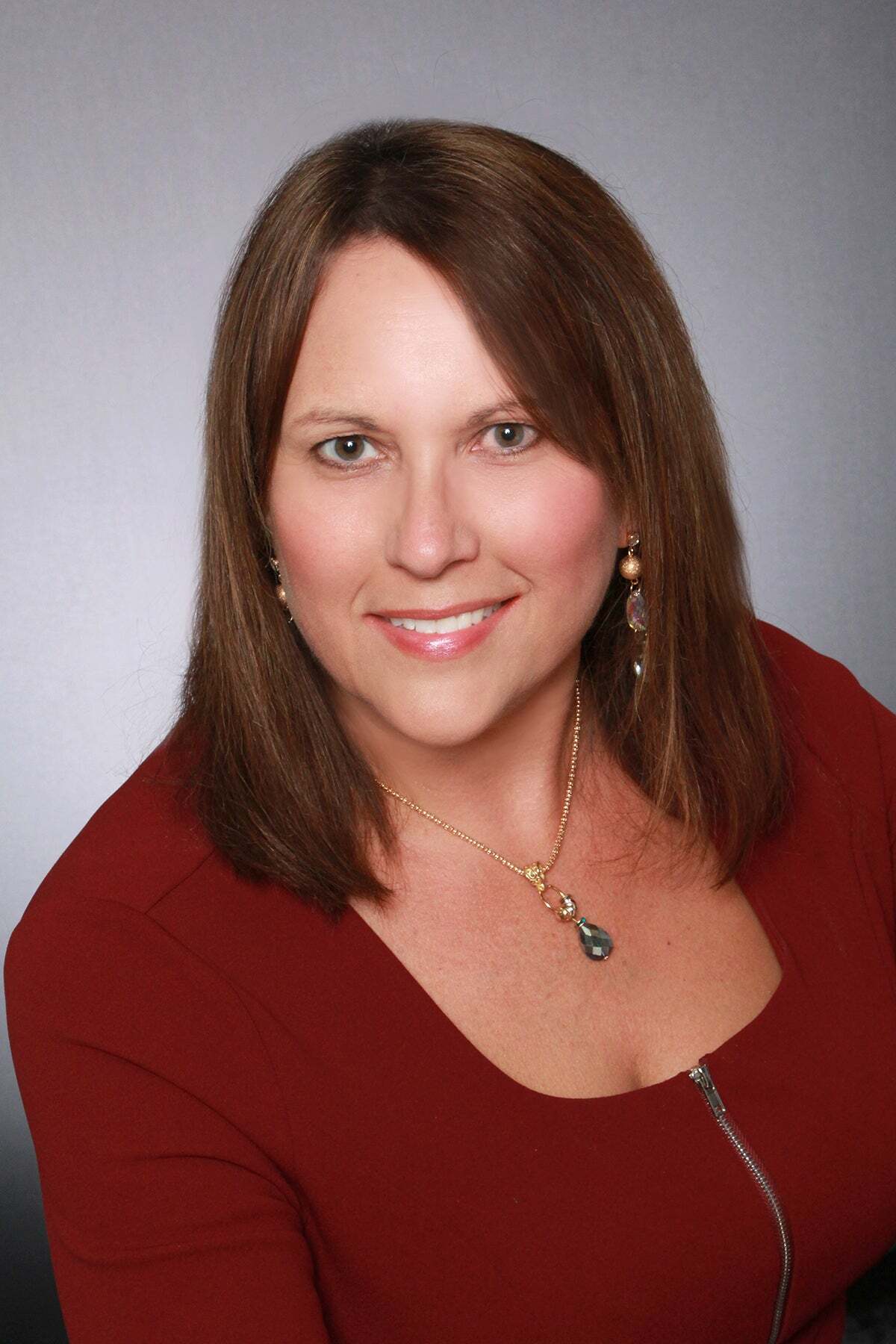 Tammy Wickham, Real Estate Broker/Real Estate Salesperson in Fulton, McDaniel Realty