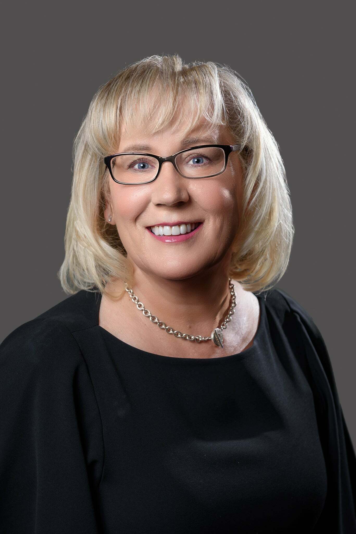 Jacqueline Graham, Real Estate Broker in Carmel, Scheetz