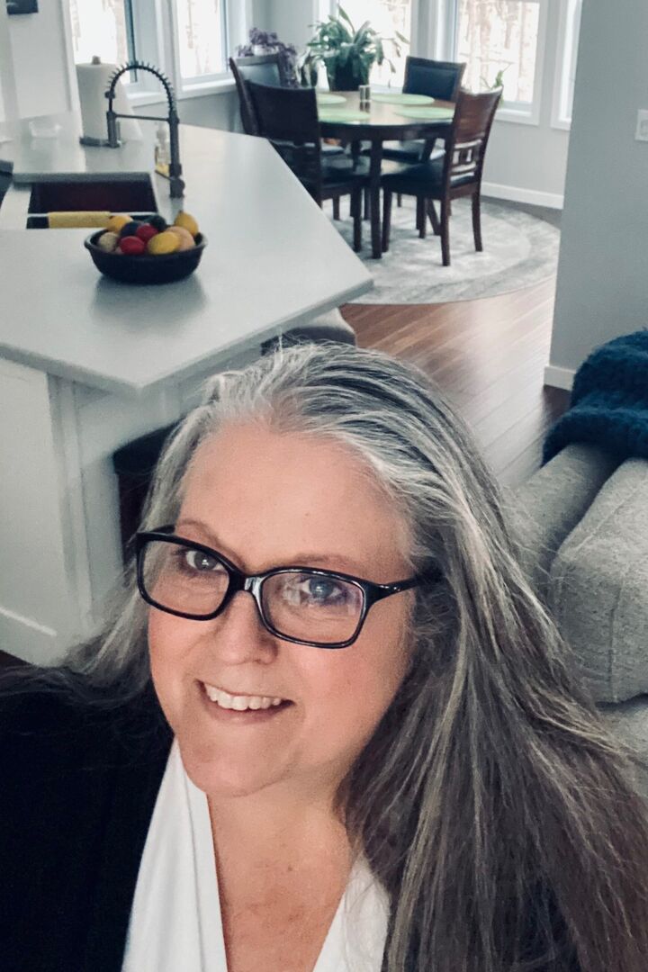 Heidi Waid,  in Lapeer, Professionals