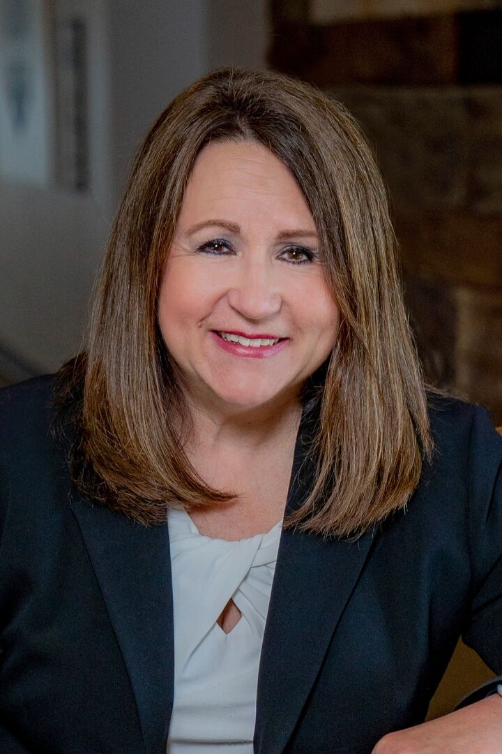 Jennifer Allen, Real Estate Salesperson in Brighton, Town & Country Real Estate