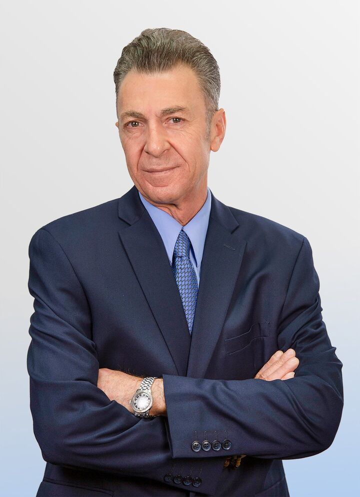 Shahen D. Gazarian, Real Estate Salesperson in Glendale, Hallmark Realty