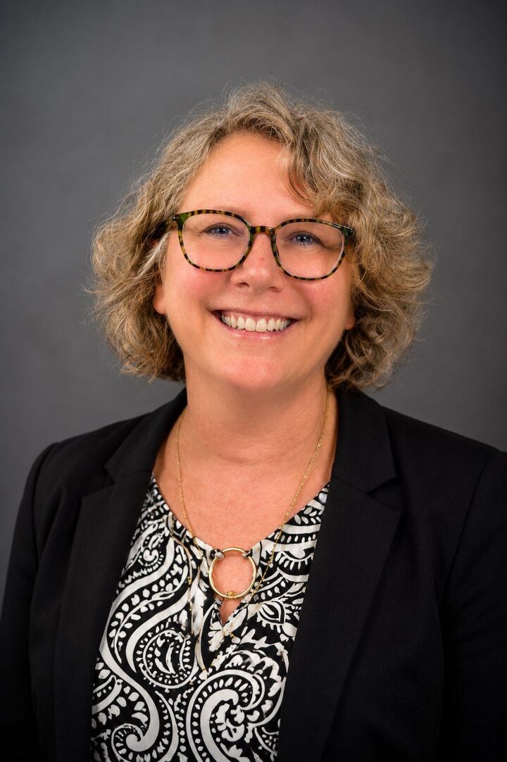 Paula Stenberg, Real Estate Salesperson in Ludington, Bayshore Real Estate