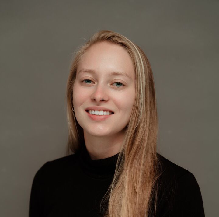 Laura Mitchell, Real Estate Broker in Bloomington, Scheetz