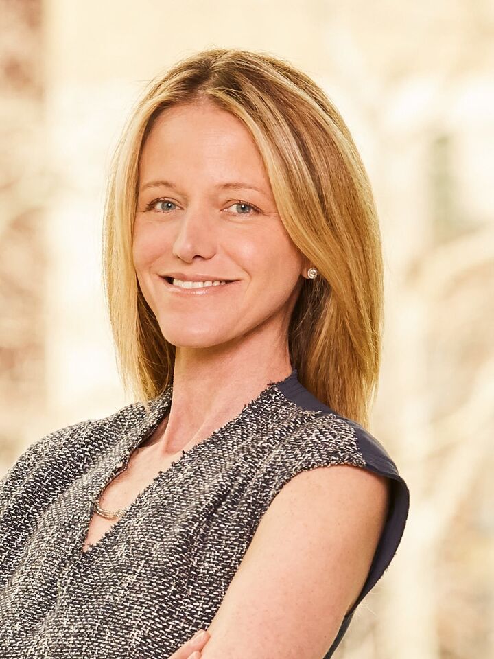 Hilary Landis, Real Estate Broker in New York, Corcoran Group