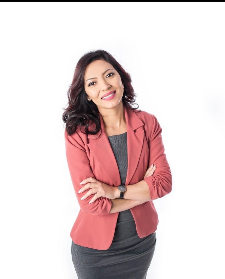 Maria Lourdes Castaneda Correa, Real Estate Salesperson in Victorville, LEADERS