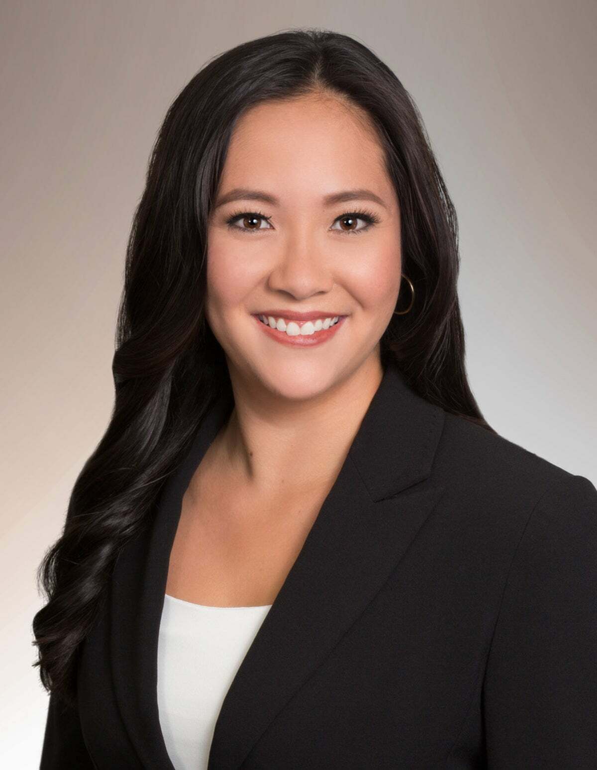Katherine Martines (RA), Real Estate Salesperson in Honolulu, Advantage Realty