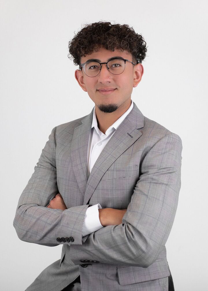 Victor Cano,  in Richland, Tri-Cities