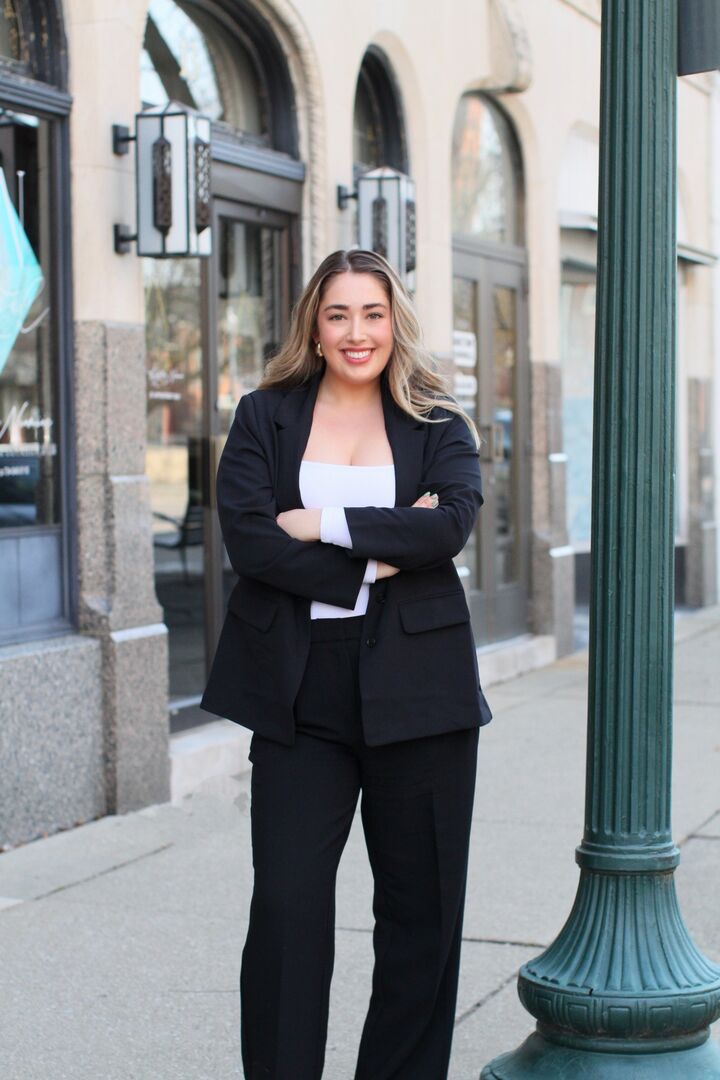 Olivia Henning, Real Estate Salesperson in Monroe, Haynes Real Estate, Inc.