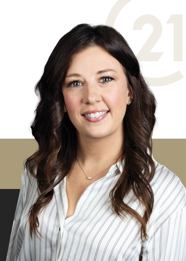 Tiffany McKee,  in Lake Charles, Bessette Flavin