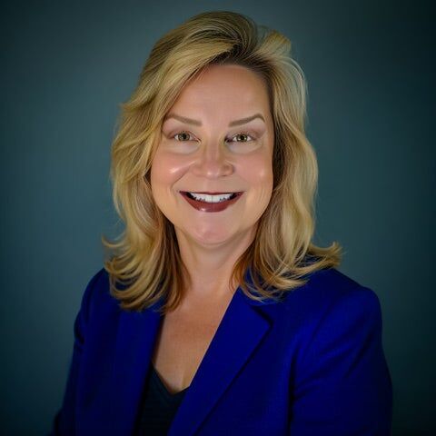 Suzanne Godin,  in Locust Grove, Elite