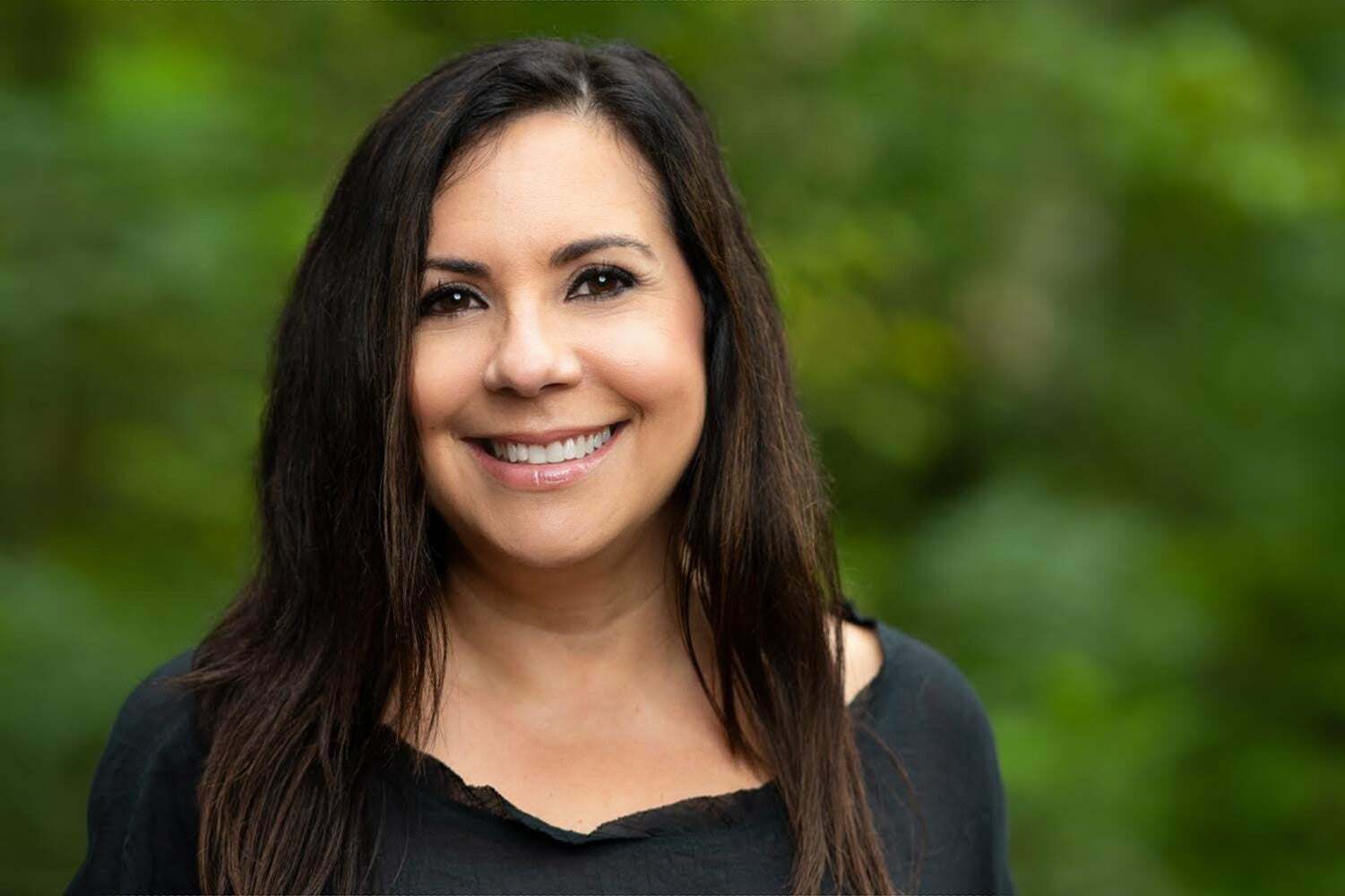 Ada Torres, Real Estate Broker/Owner in Hendersonville, Connected