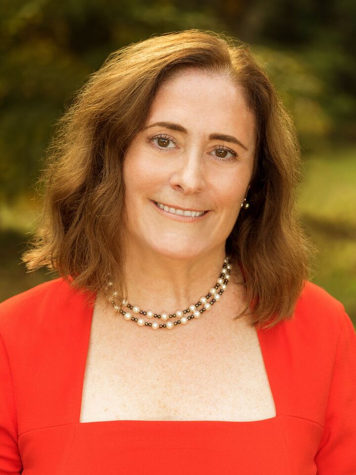 Kathie Alvarez, Real Estate Salesperson in Arlington, McEnearney
