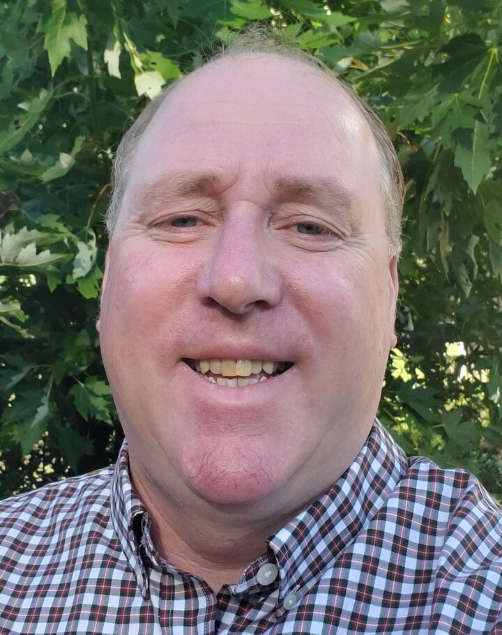 Jef Frost, Real Estate Salesperson in Janesville, Affiliated